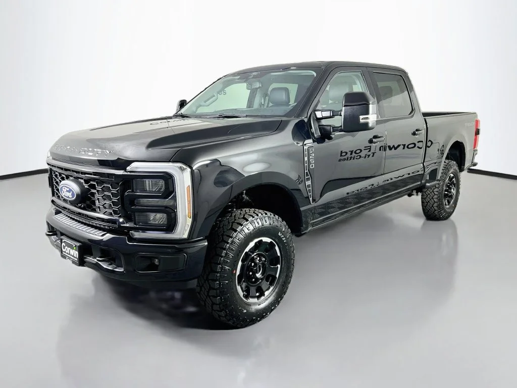 New 2027 Agate Black Metallic Ford Lariat image 4