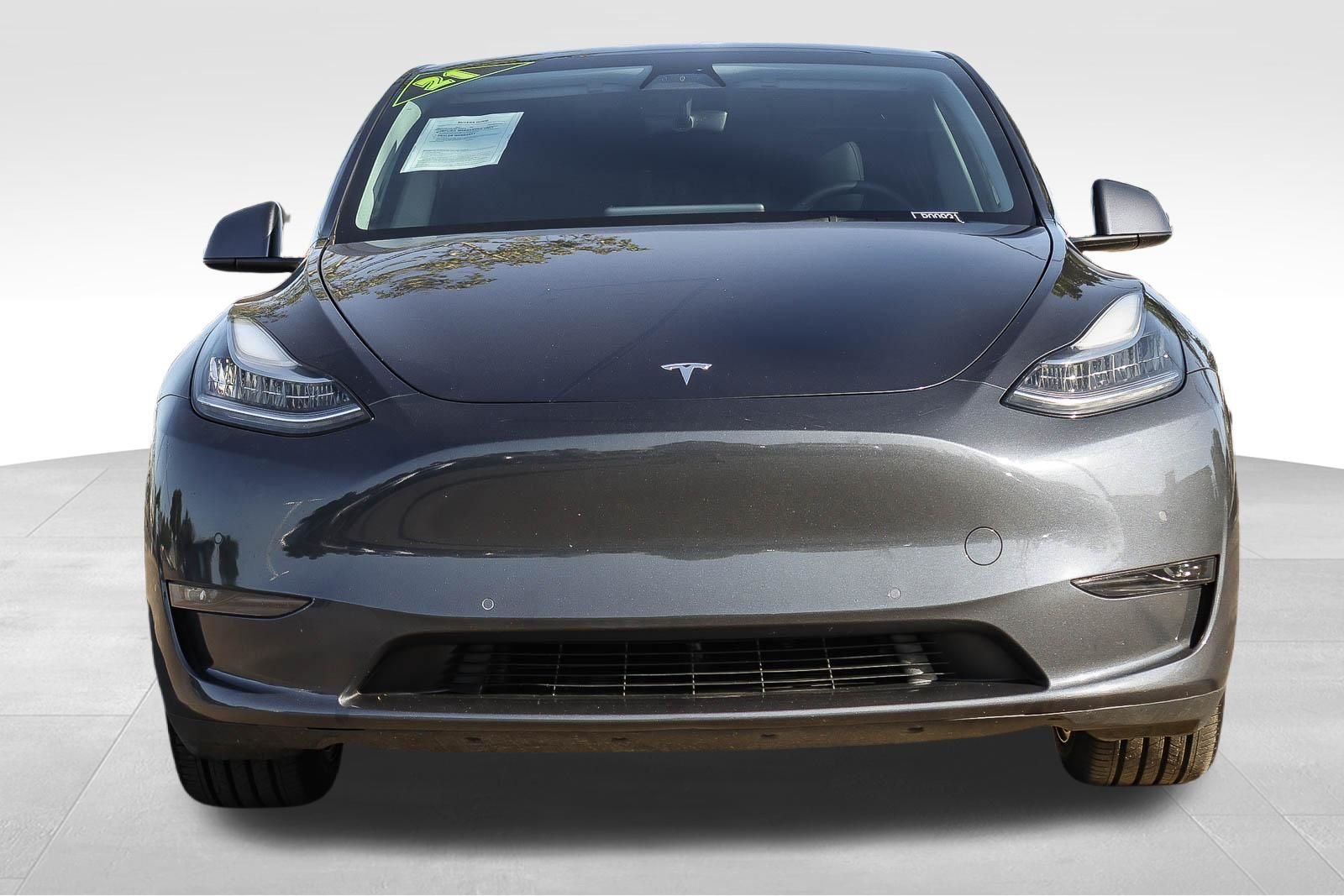 Used 2021 Tesla Model Y Long Range with VIN 5YJYGDEE0MF266779 for sale in Fresno, CA