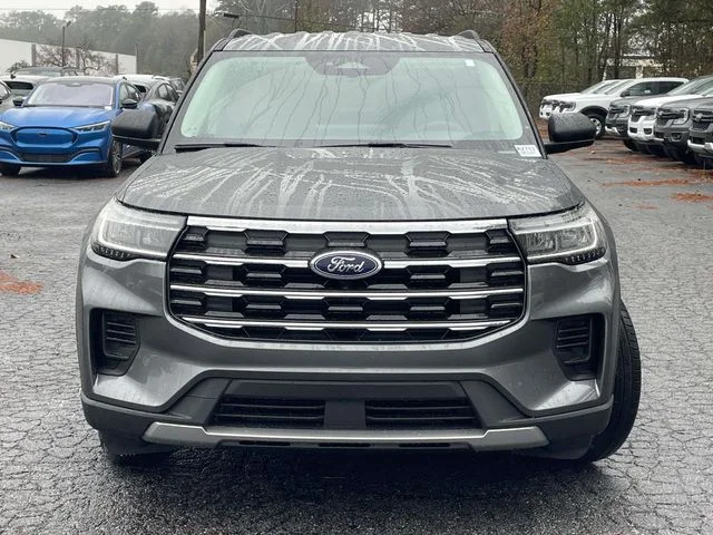 New 2026 Carbonized Gray Metallic Ford Active image 23