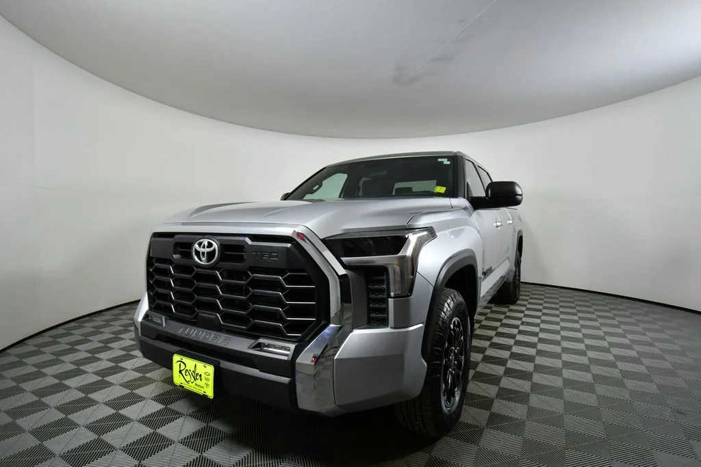 Used 2025 Silver Toyota SR5 image 6