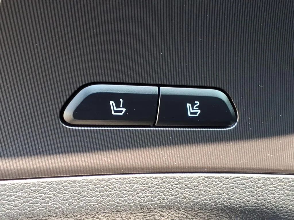 Certified Used 2027 Gray Kia SX-Prestige image 12