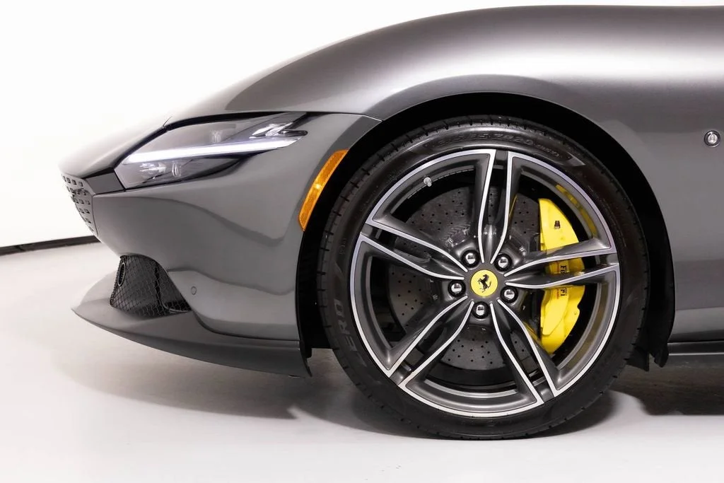 Used 2025 Grigio Silverstone Ferrari Base image 24