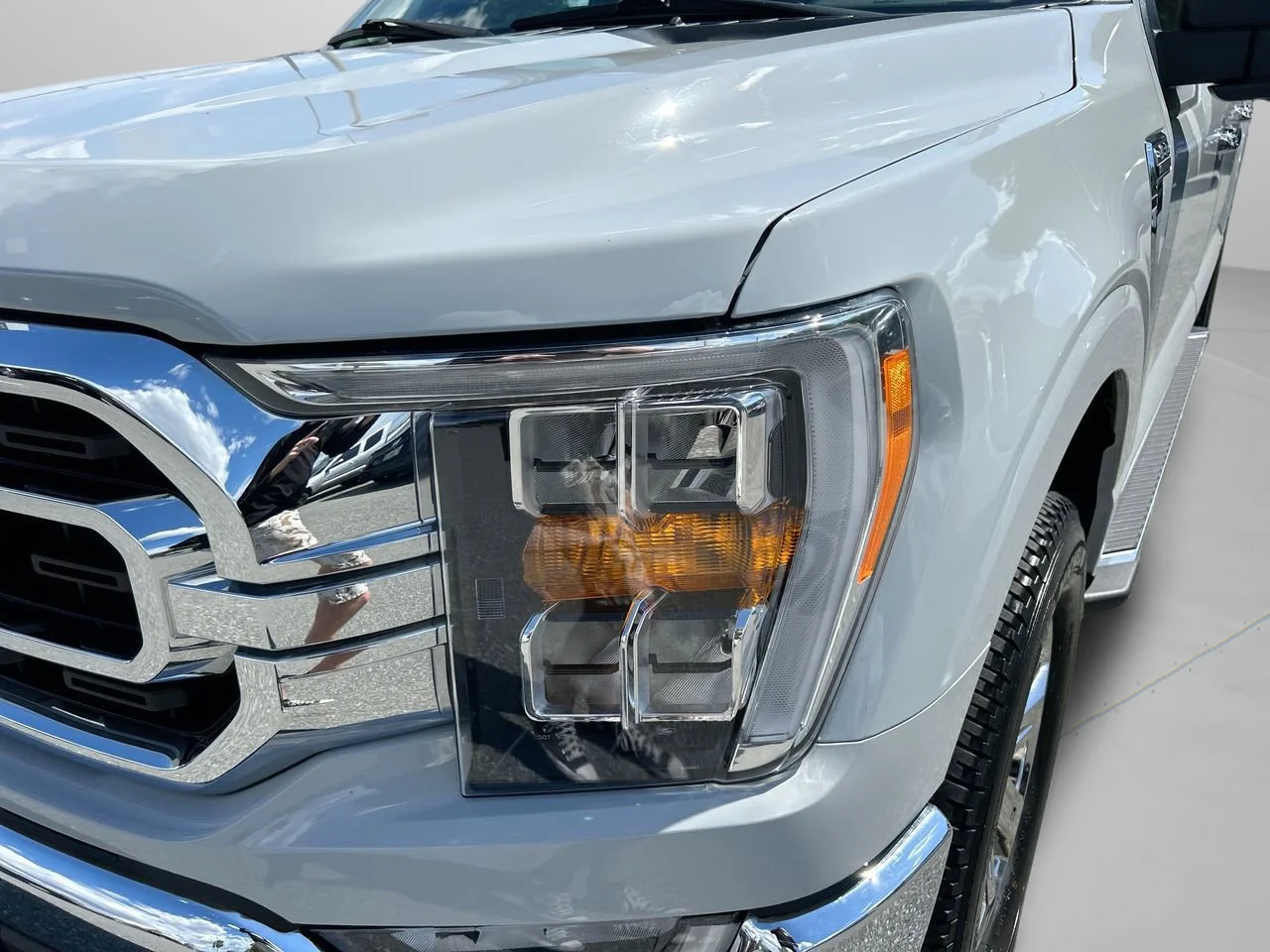 Used 2023 Avalanche Ford XLT image 43