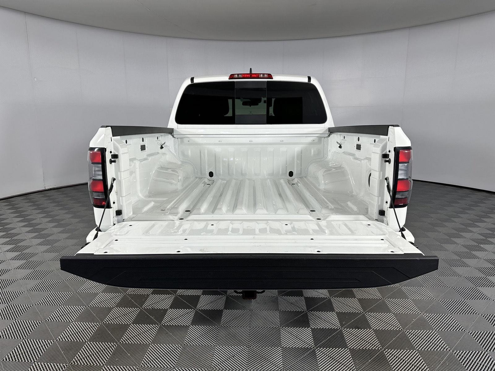 Used 2023 Glacier White Nissan PRO-4X image 13