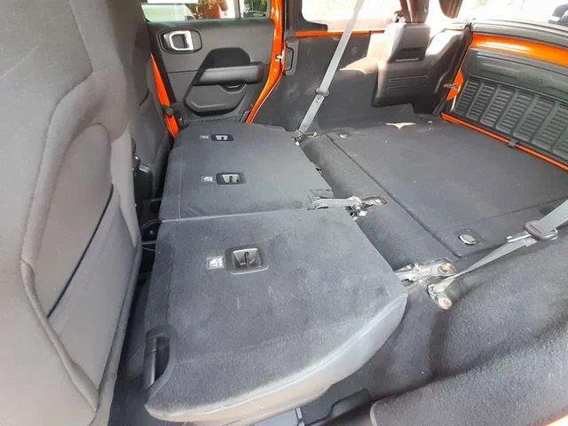 Used 2018  JEEP  image 44