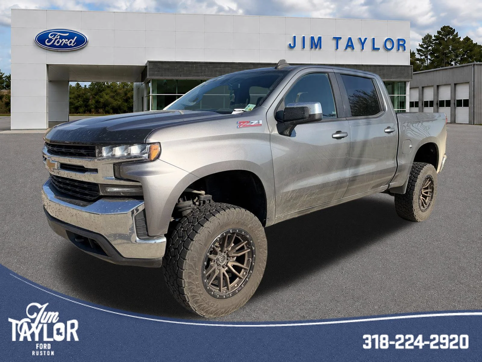 Used 2021 Satin Steel Metallic Chevrolet LT image 1