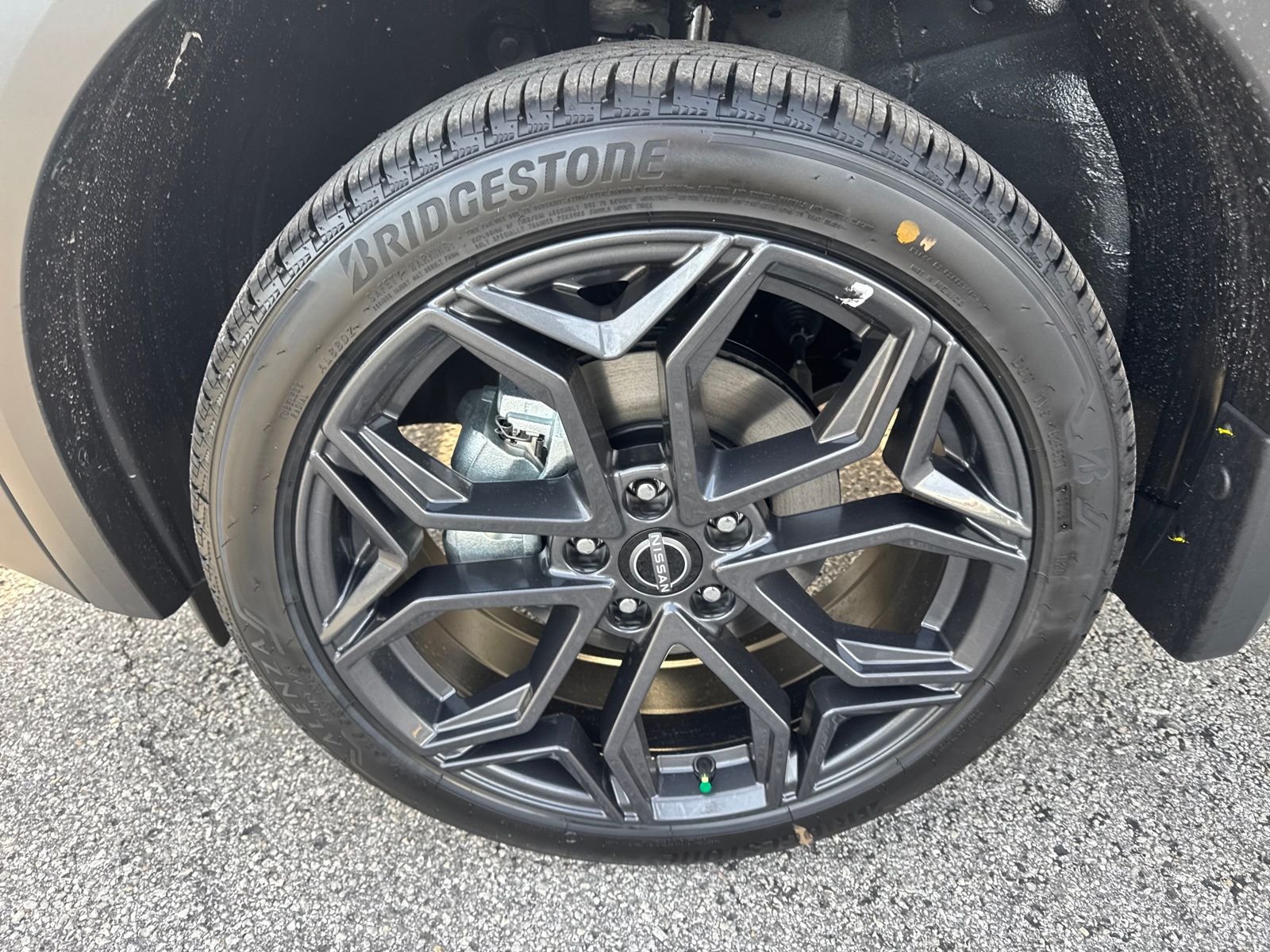 New 2026 Nissan Kicks SR 4D Sport Utility