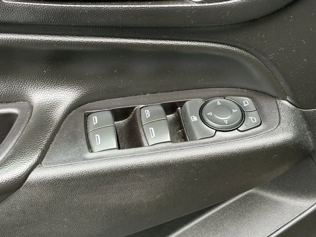 Used 2019 SANDY RIDGE METALLIC Chevrolet LT image 15