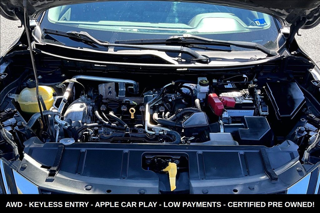 Used 2021 Gray Nissan SV image 35