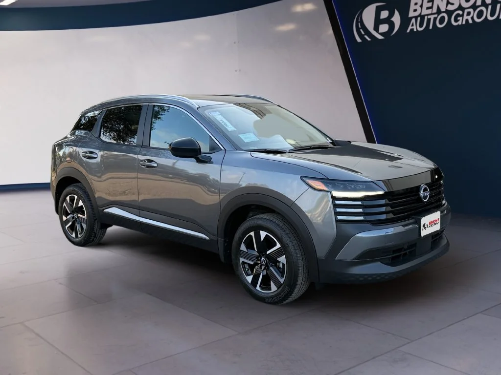 New 2027 Gray Nissan SV image 7