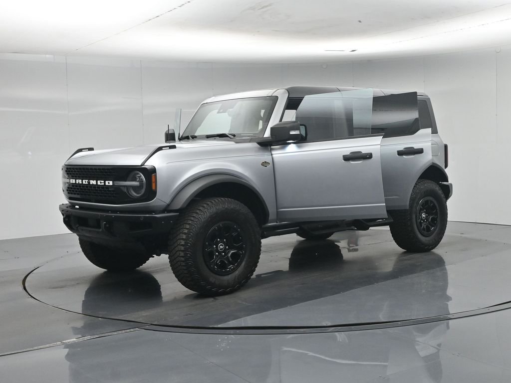 Used 2023 Silver Ford Wildtrak image 34
