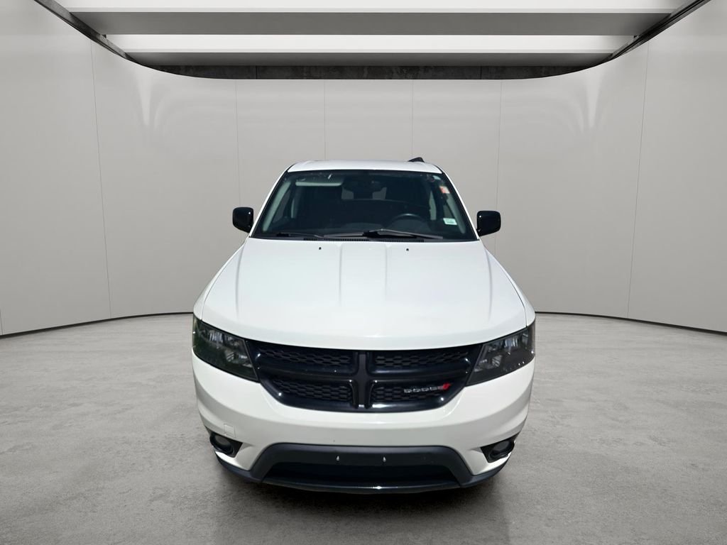 Used 2019 Vice White Dodge SE image 8