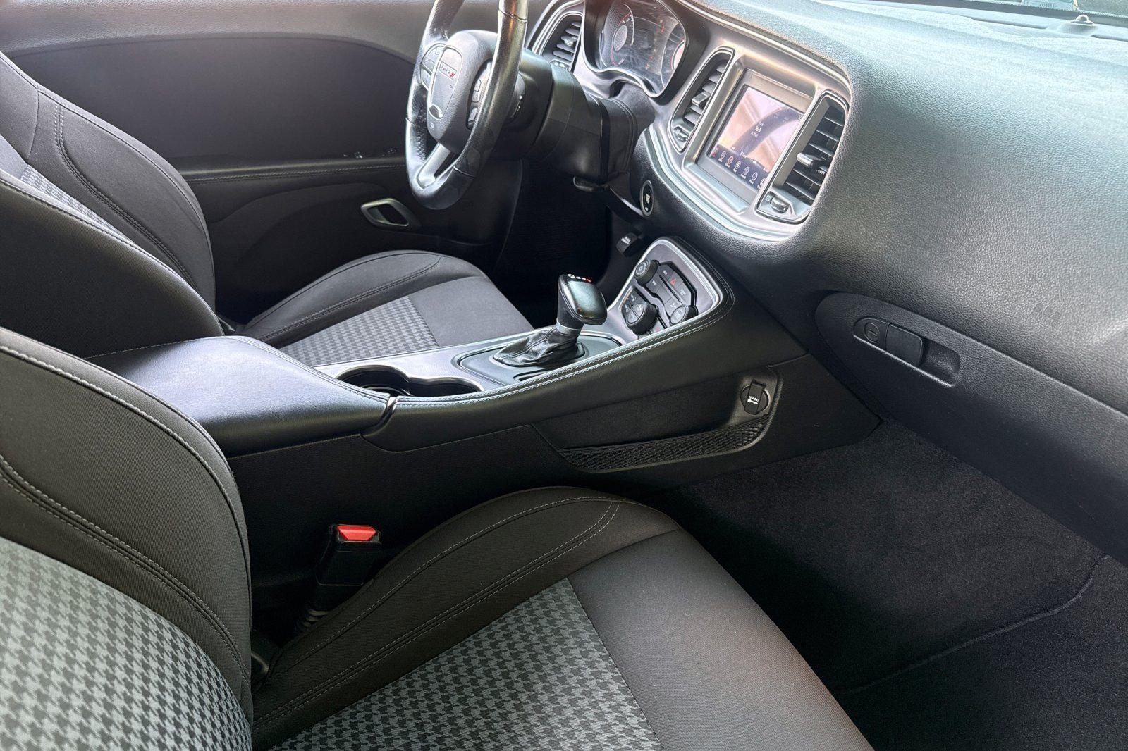 Used 2020 Gray Dodge SXT image 15