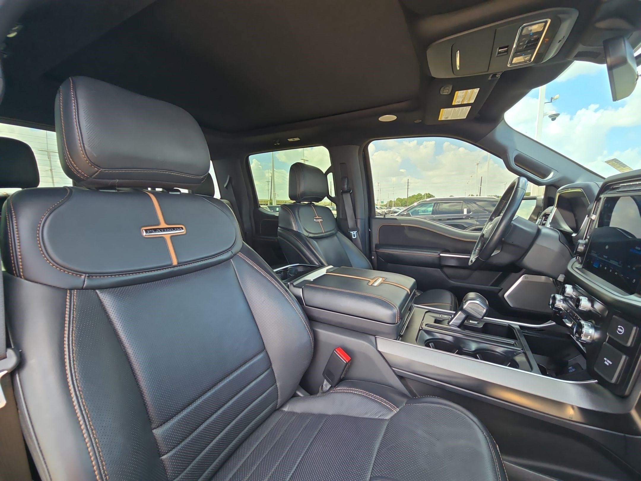 Used 2021 Agate Black Metallic Ford Platinum image 28
