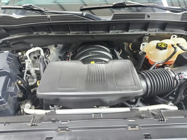 Used 2020 Gray GMC Elevation image 18