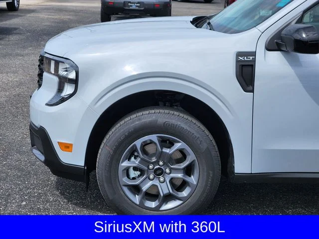 New 2026 Space White Metallic Ford XLT image 9