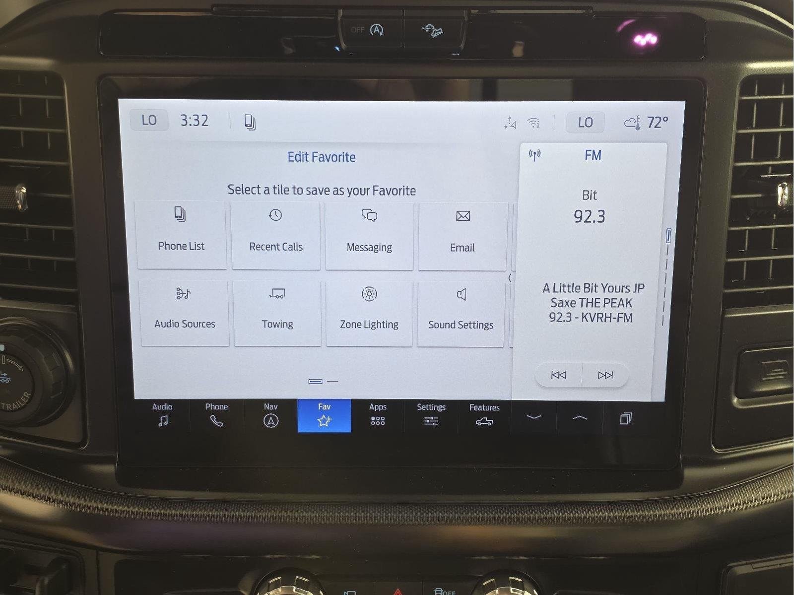 New 2026 Argon Blue Metallic Ford LARIAT image 42