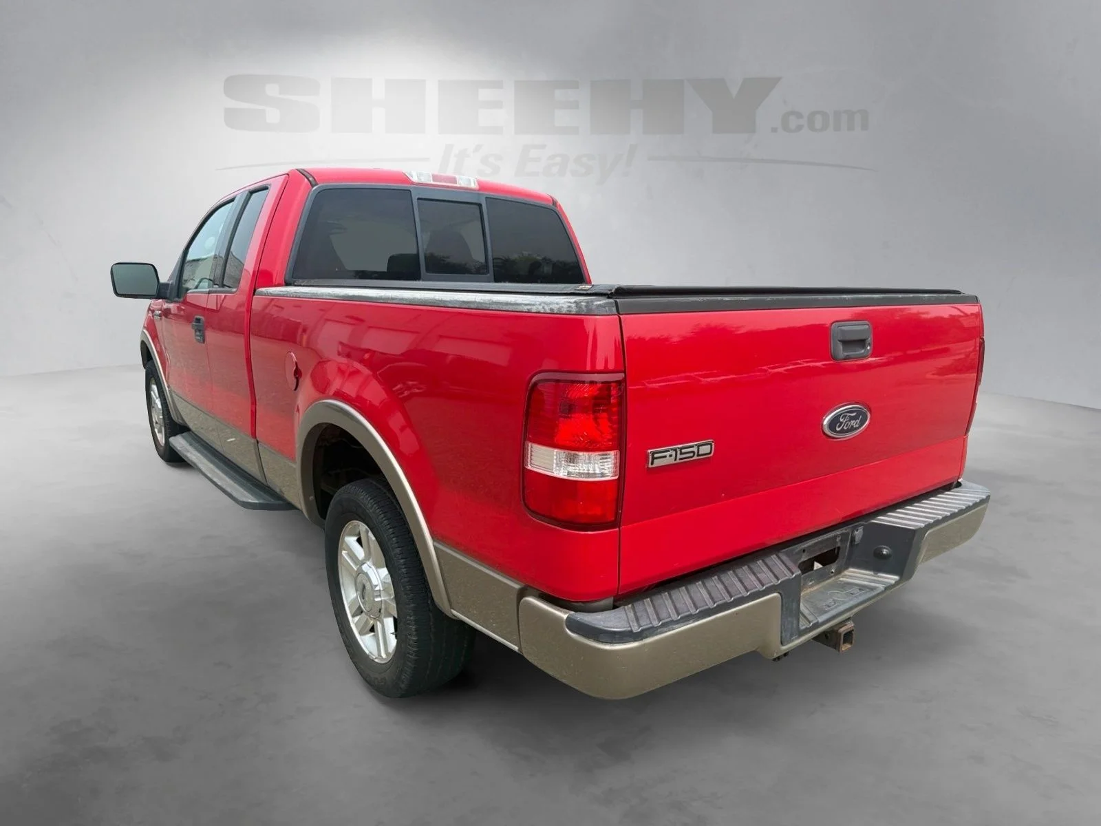 Used 2004 Red Ford Lariat image 13