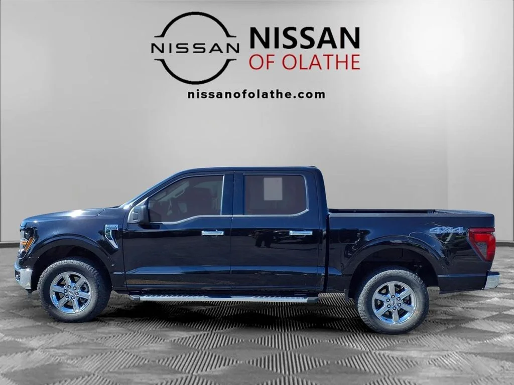 Used 2025 Black Ford XLT image 21