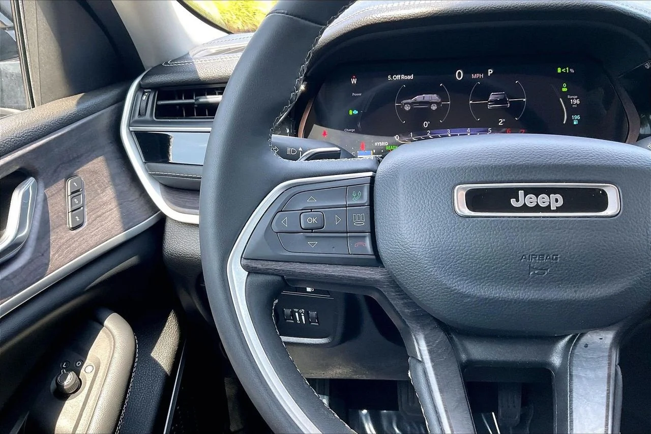 Certified Used 2024 Silver Jeep 4xe image 31
