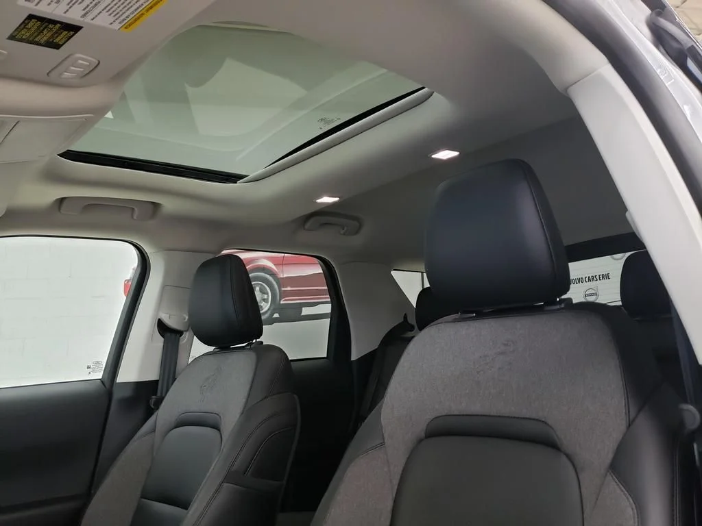 Certified Used 2025 Oxford White Ford Big Bend image 20