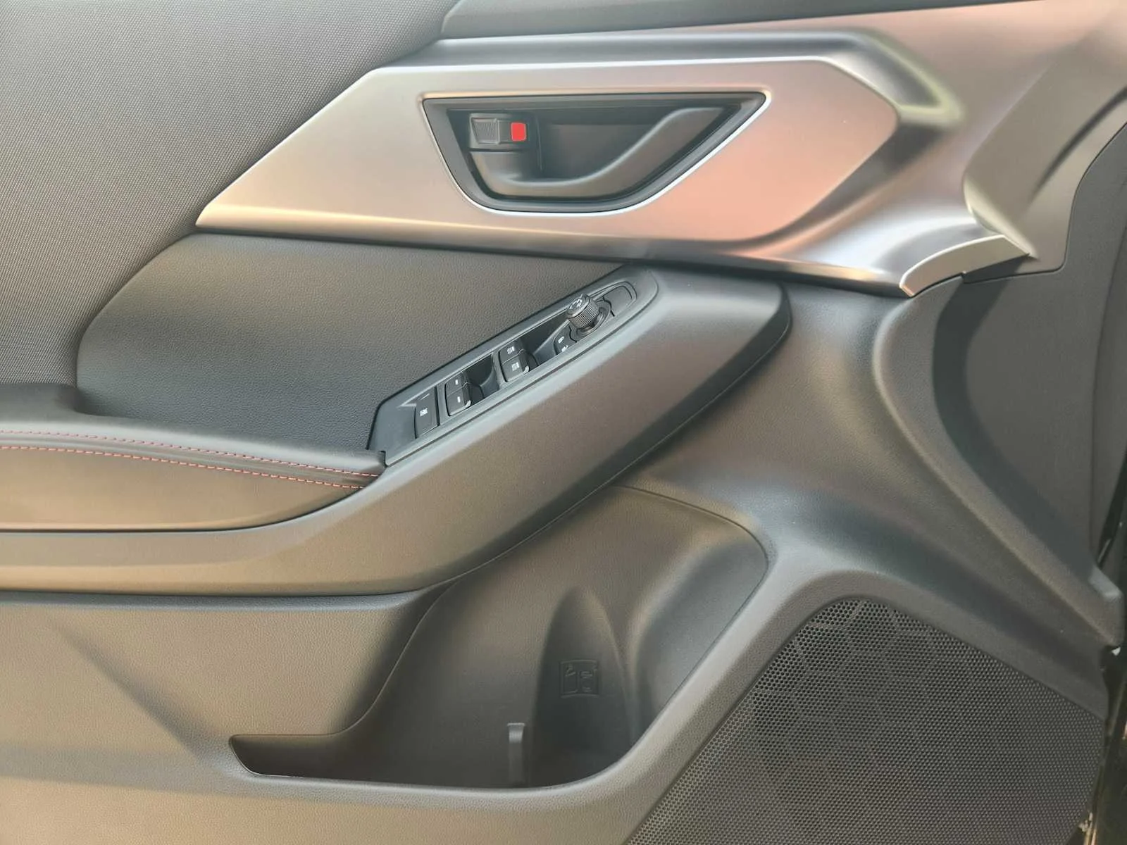 New 2026 CRYSTAL BLACK SILICA Subaru Sport image 16