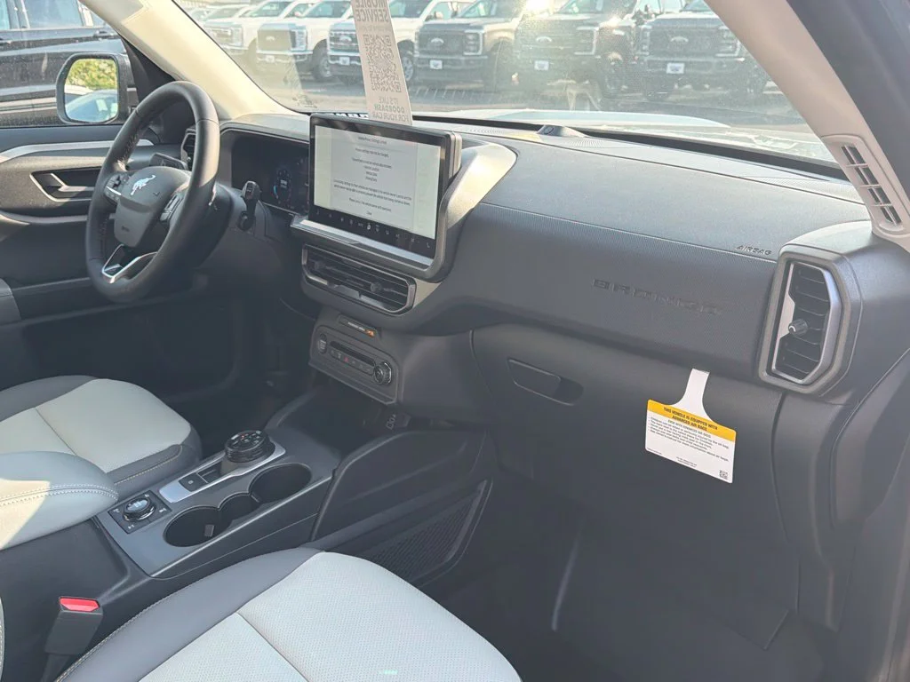New 2026 Azure Gray Metallic Tri-Coat Ford Badlands® image 15