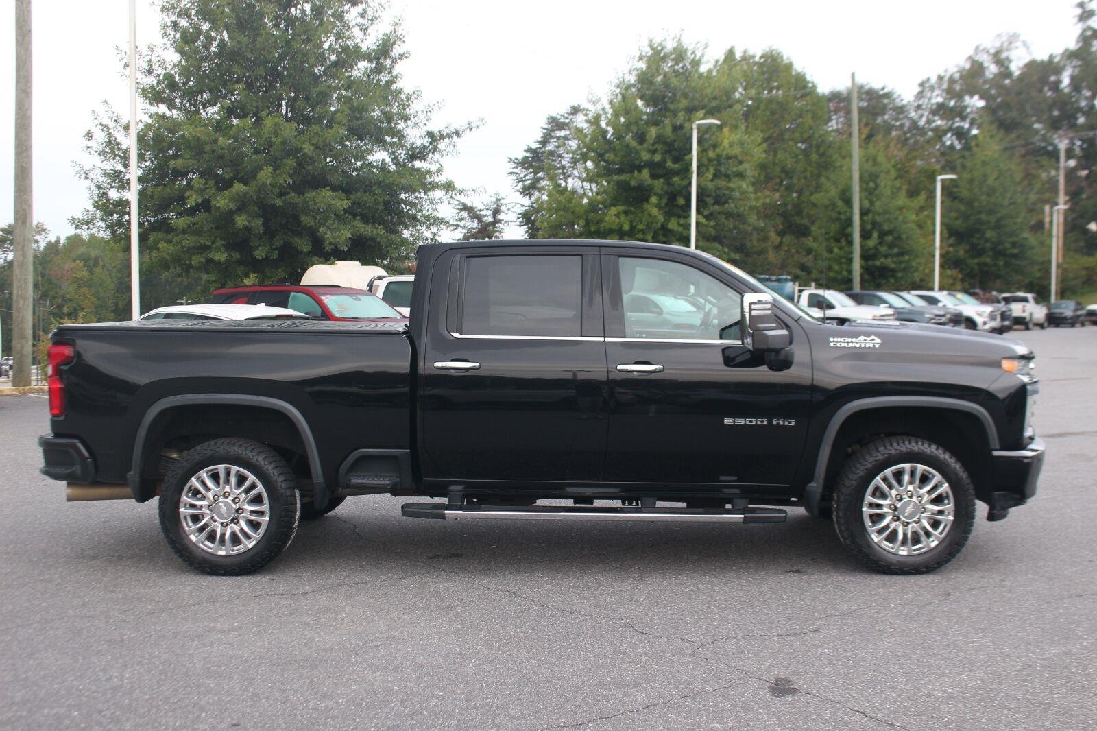 Used 2020 BLACK Chevrolet High Country image 8
