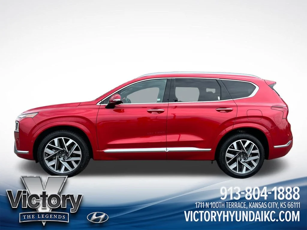 Used 2022 Red Hyundai Calligraphy image 2