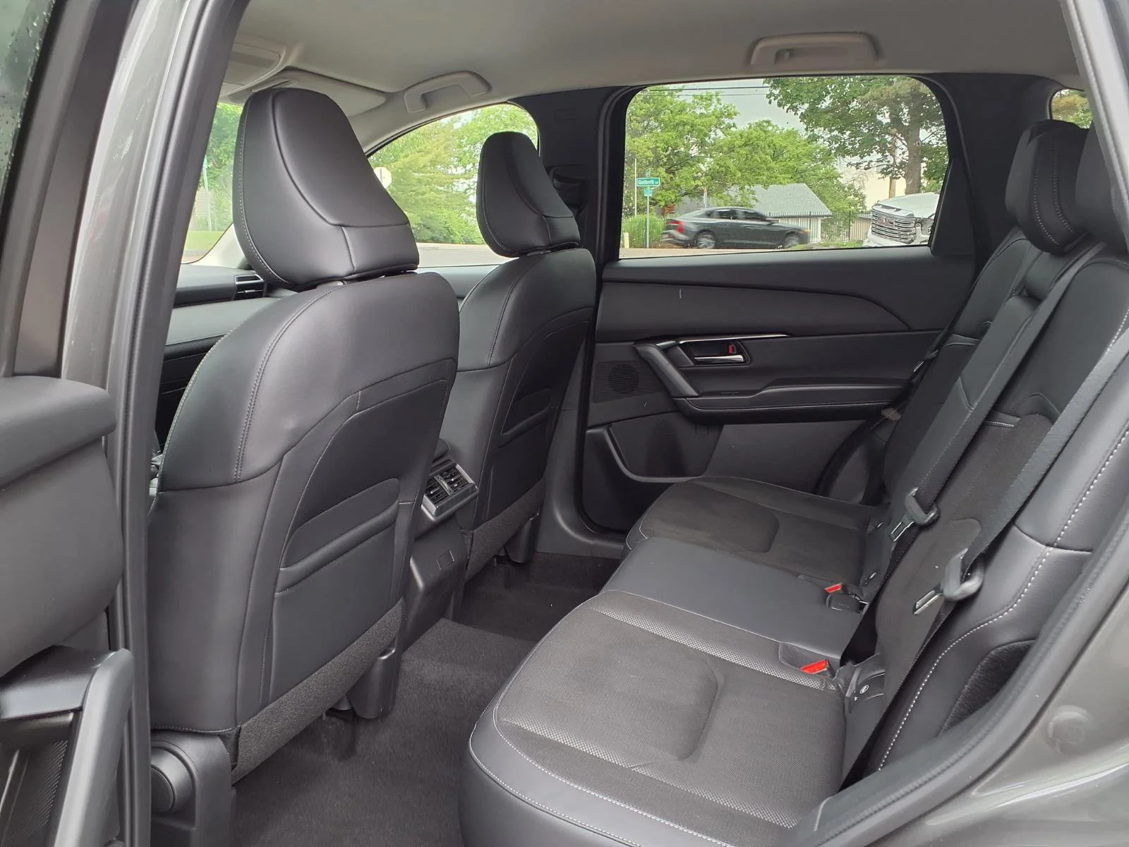 New 2026 Machine Gray Metallic Mazda 2.5 S Select AWD image 16