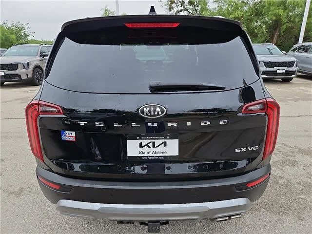 Used 2021 Black Copper KIA SX Front-wheel Drive image 4
