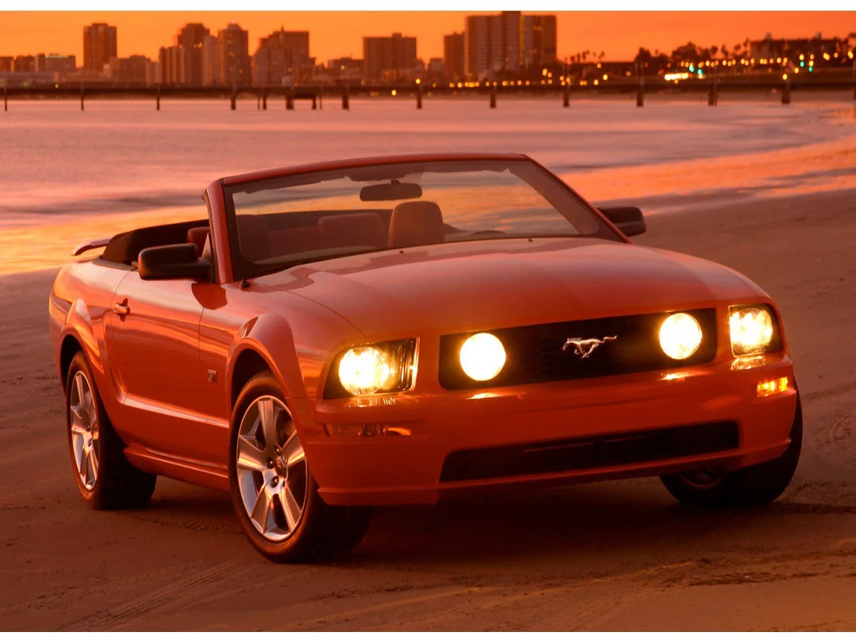 2006 Ford Mustang GT Deluxe's photo
