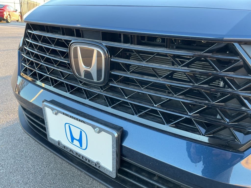 2025 Honda Accord SE - Photo 14