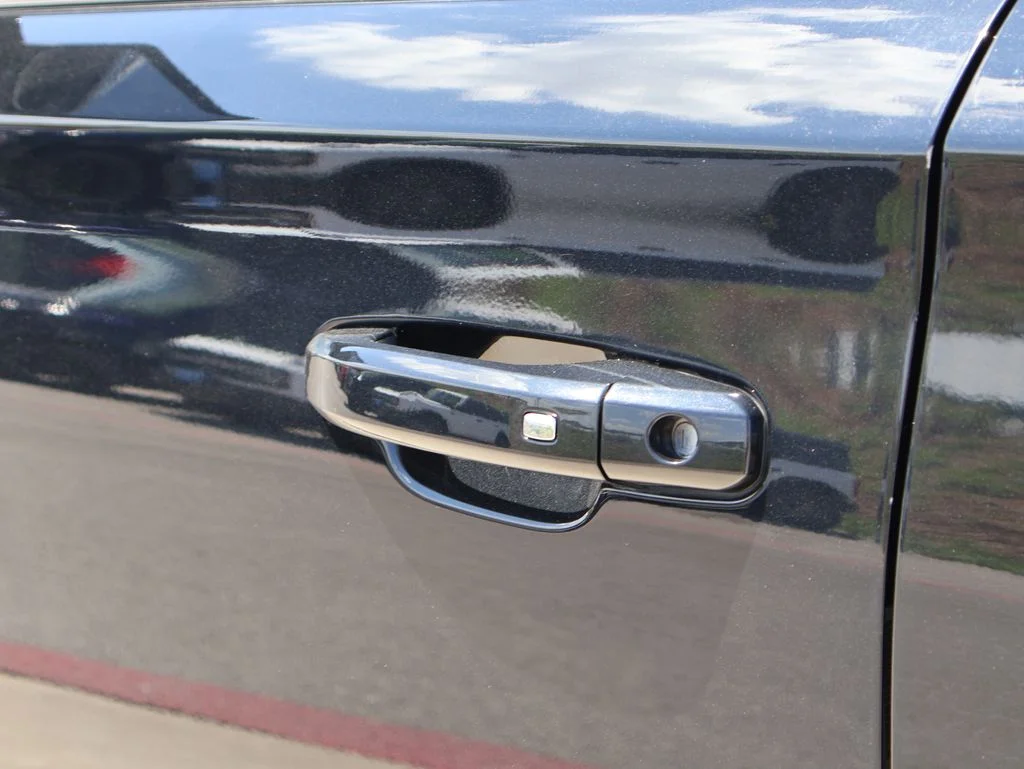 Used 2019 Black Chevrolet LT image 20