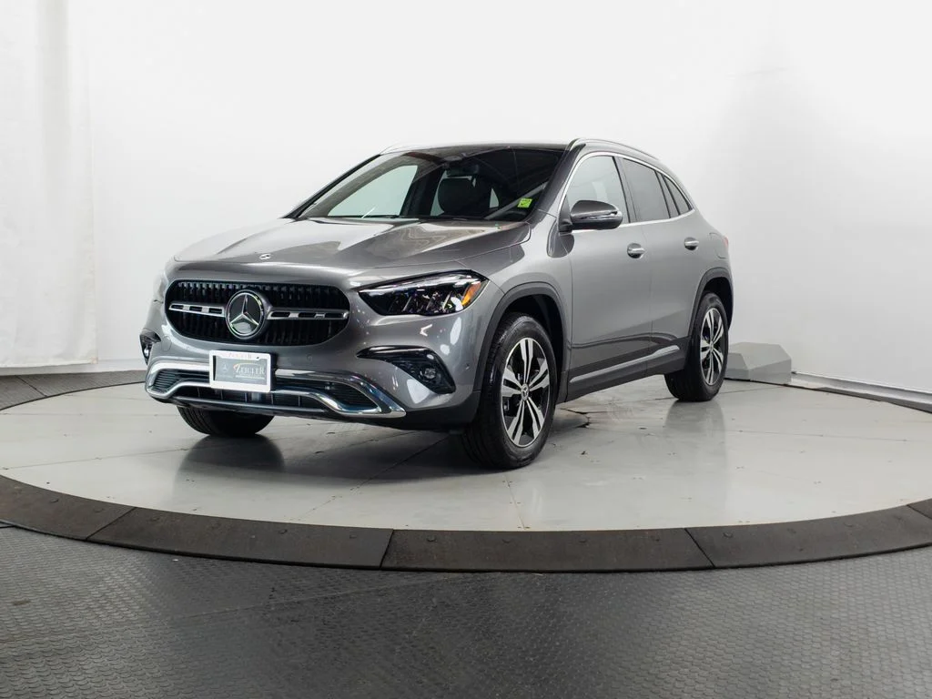 Certified Used 2026 Mountain Grey Metallic Mercedes-Benz GLA 250 image 3