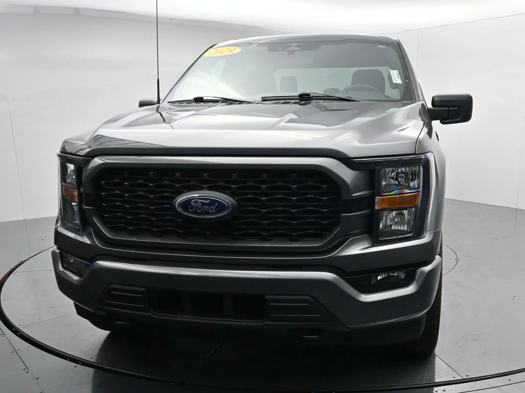 Used 2023 Gray Ford XL image 2