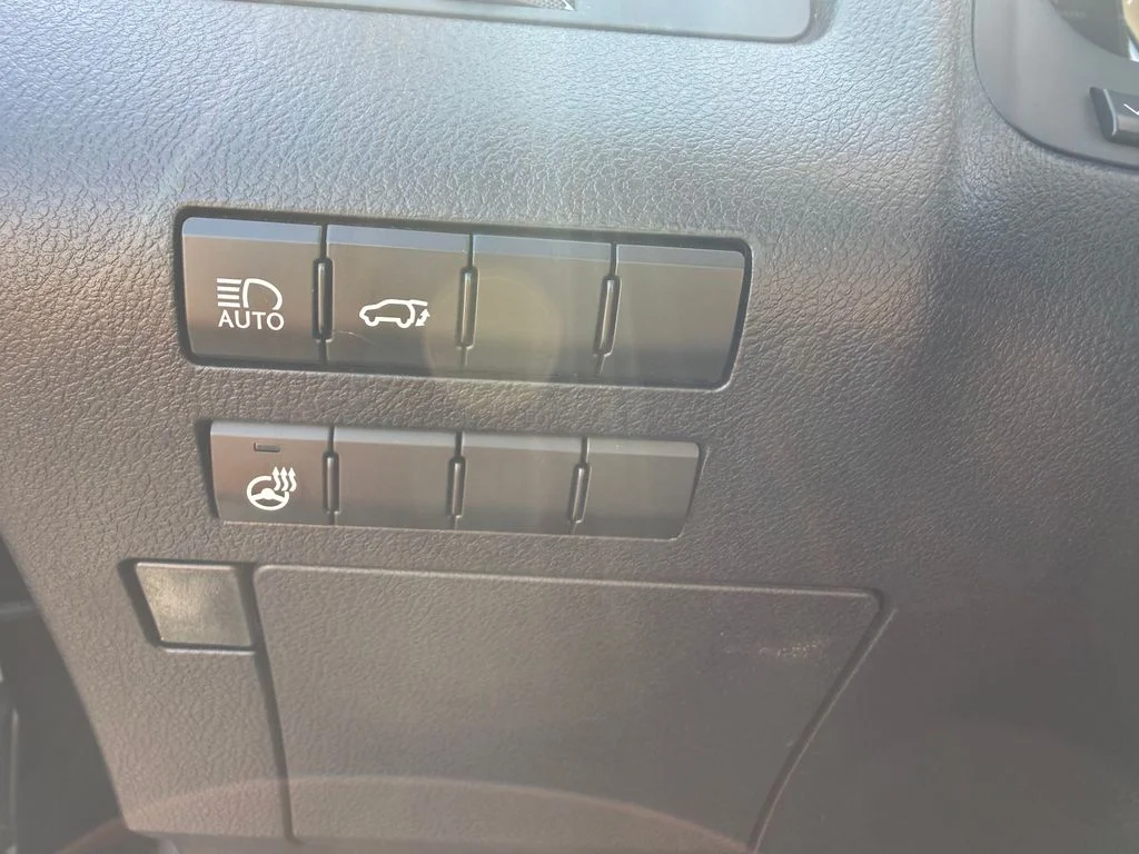 Used 2021 Black Lexus 350 image 19
