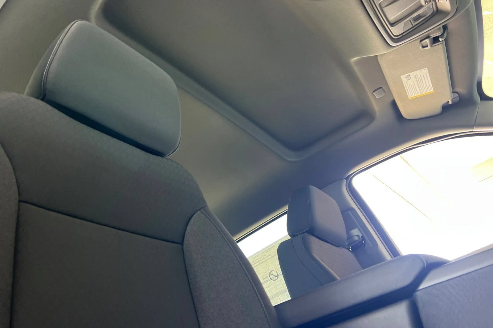 New 2026 Summit White Chevrolet LT (2FL) image 16