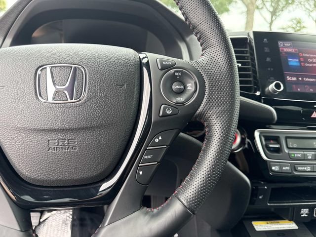Certified Used 2022 Crystal Black Pearl Honda AWD BLACK EDITION image 31