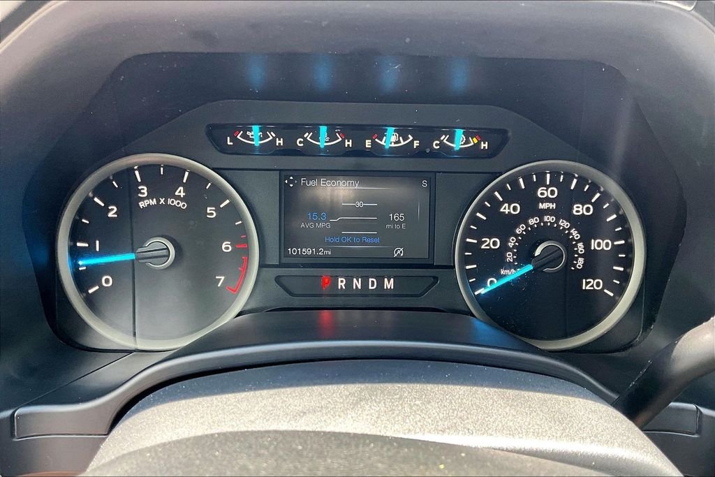 Used 2019 Gray Ford XLT image 24