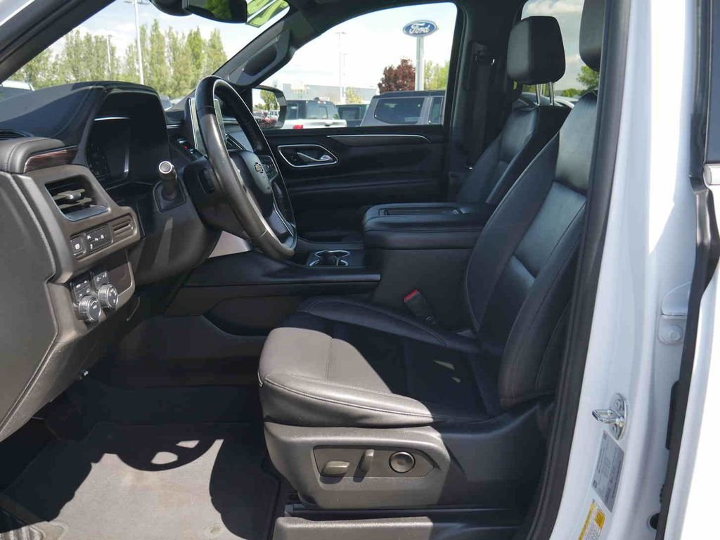 Used 2024 White Chevrolet LT image 26