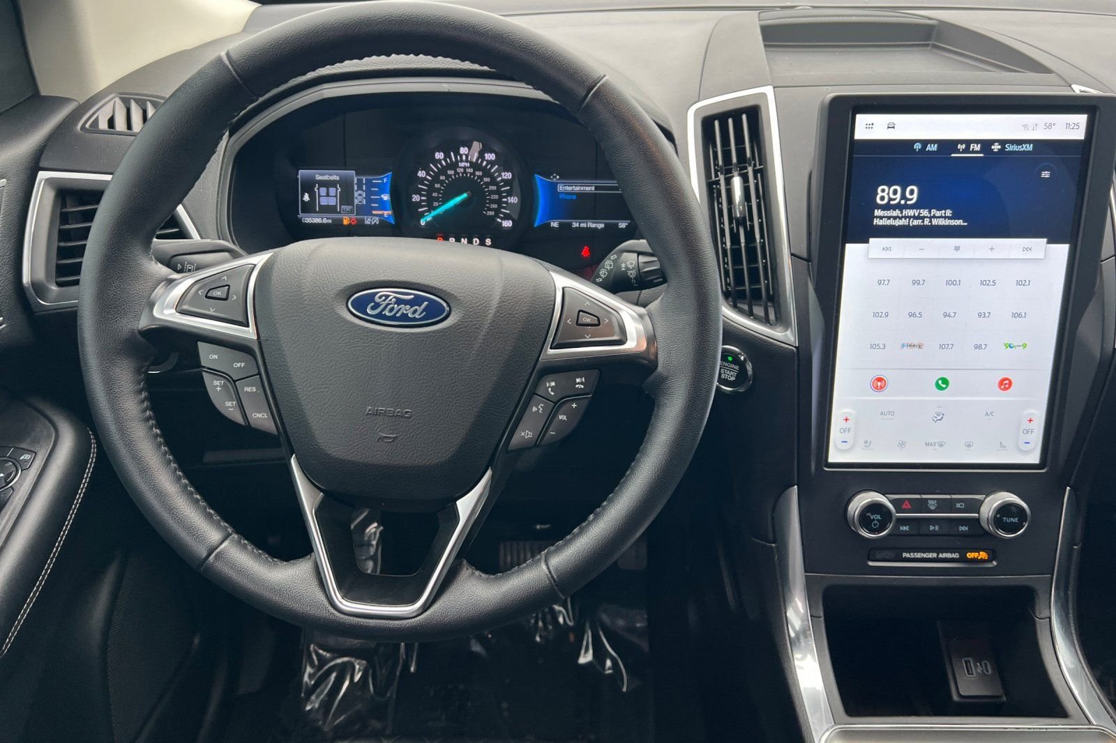 2024 Ford Edge Titanium - Photo 11