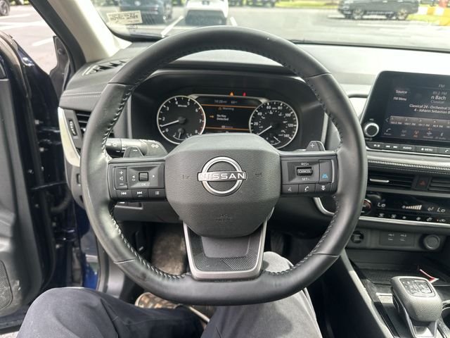 Used 2025 Blue Nissan SV image 13