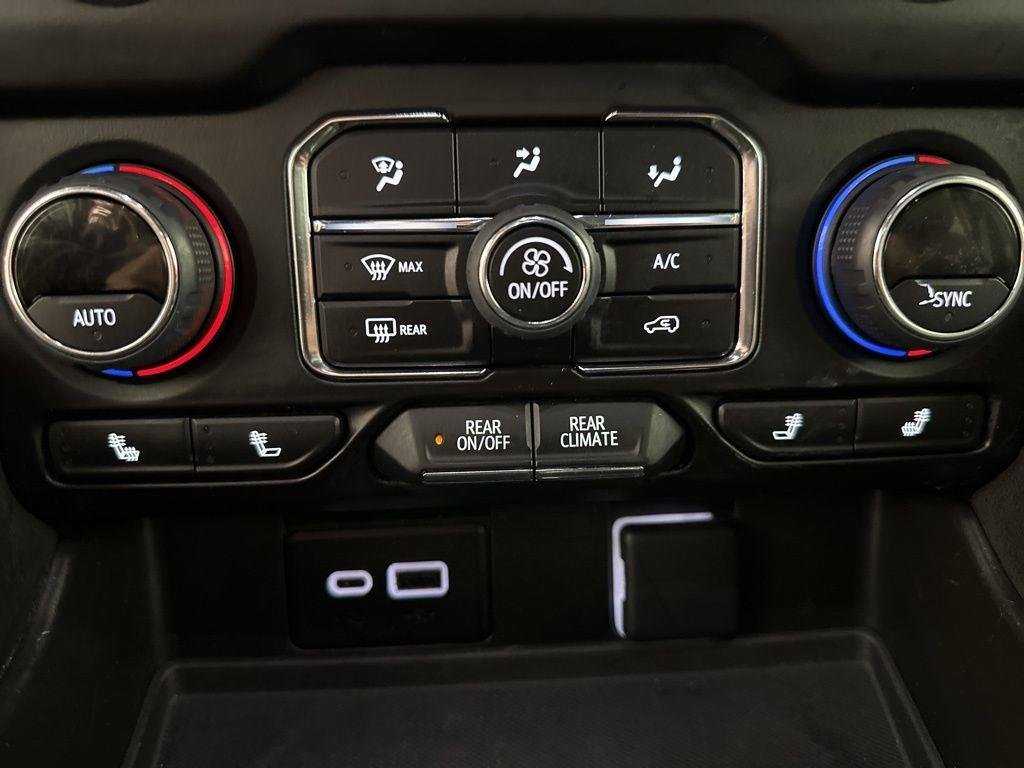 Used 2024 Midnight Blue Metallic Chevrolet LT image 10