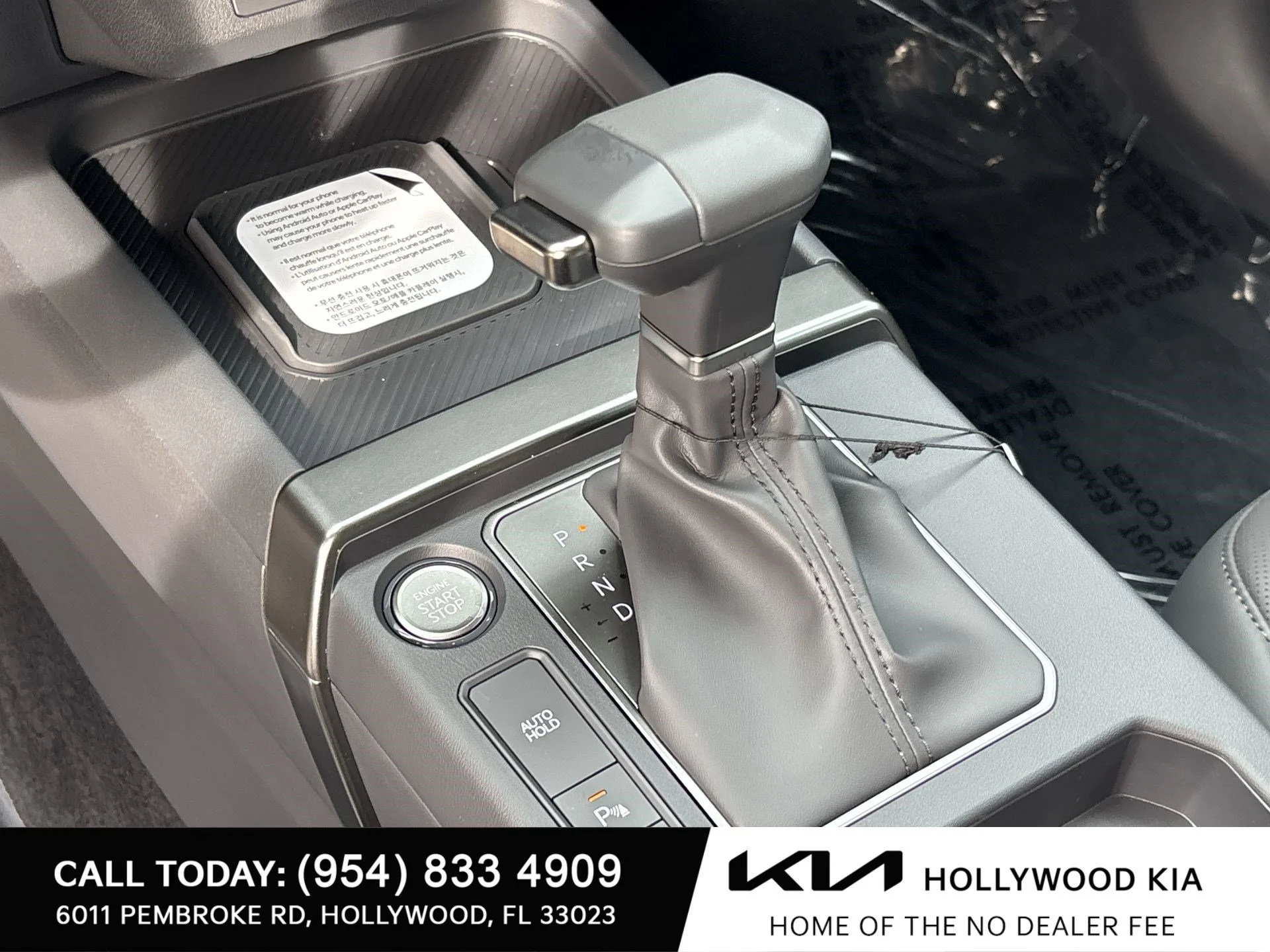 New 2027 Snow White Pearl Kia EX image 19