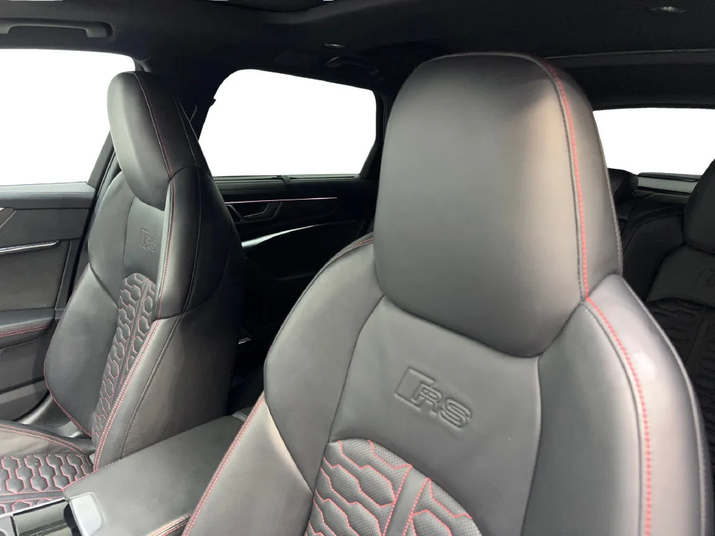 Used 2022  Audi 4.2 image 27