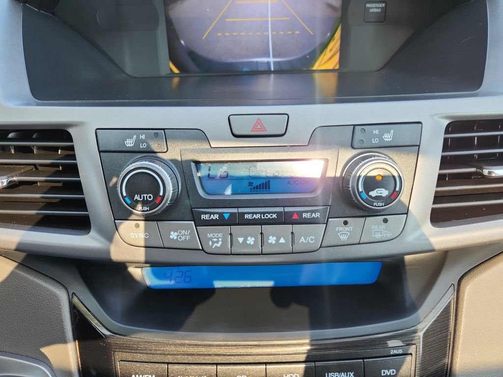 Used 2013  Honda Touring image 17