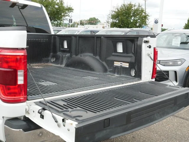 Used 2023 Oxford White Ford XLT image 18