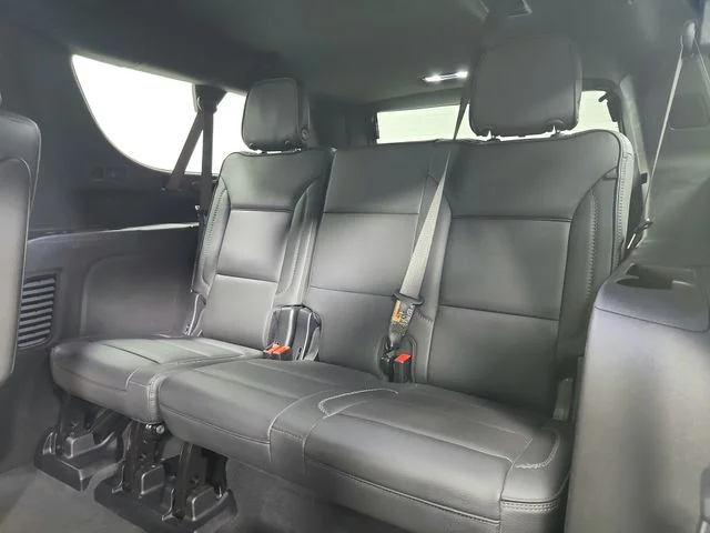 Used 2025 White GMC Denali image 42