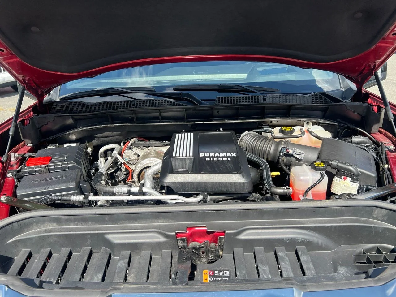 Used 2023 Red GMC AT4 image 27